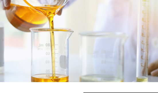 olejki w laboratorium Mythic oil